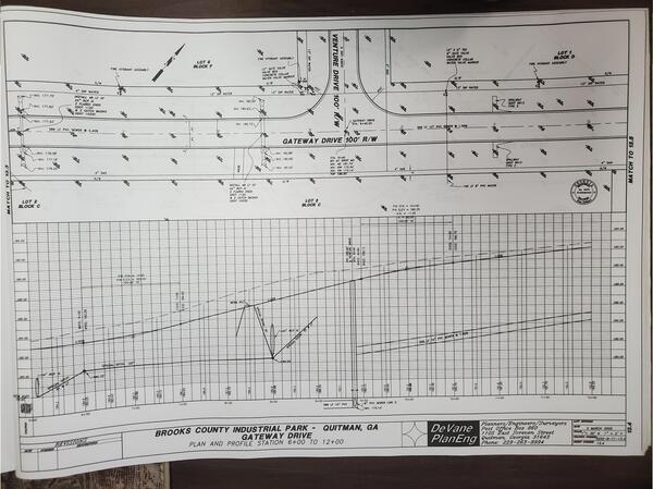 [Gateway Drive Plan and Profile]