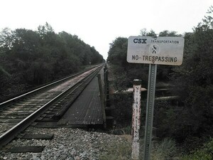 [CSX No Trespassing on bridge]