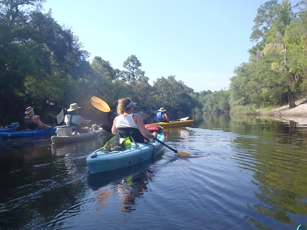 [Four paddlers --GQ C1, 09:17:21]