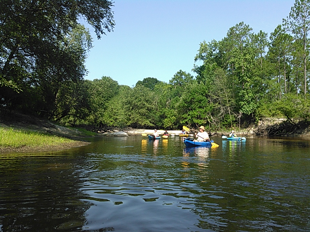 Paddlers behind, --jsq 10:28:37, 31.0217590, -83.0336609