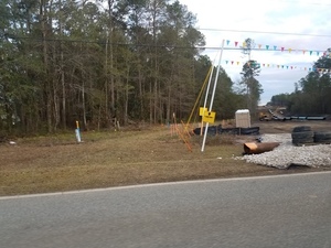 [Old pipeline sign e. of Rocky Ford Road 170620 30.7327762, -83.3836051]