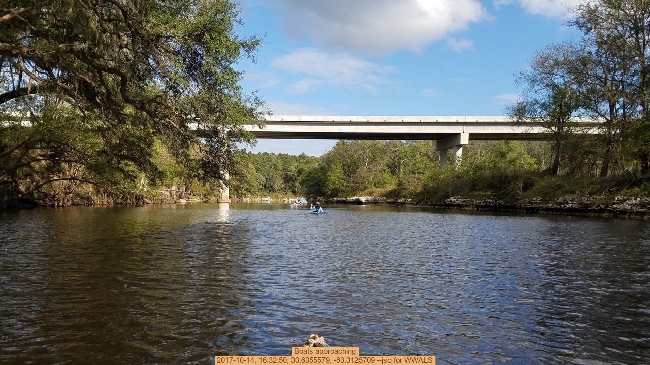 Boats approaching, 2017-10-14, 16:32:50, 30.6355579, -83.3125709 --jsq for WWALS