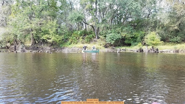 Green boat, 2017-10-14, 13:32:02, 30.6365990, -83.3504586 --jsq for WWALS