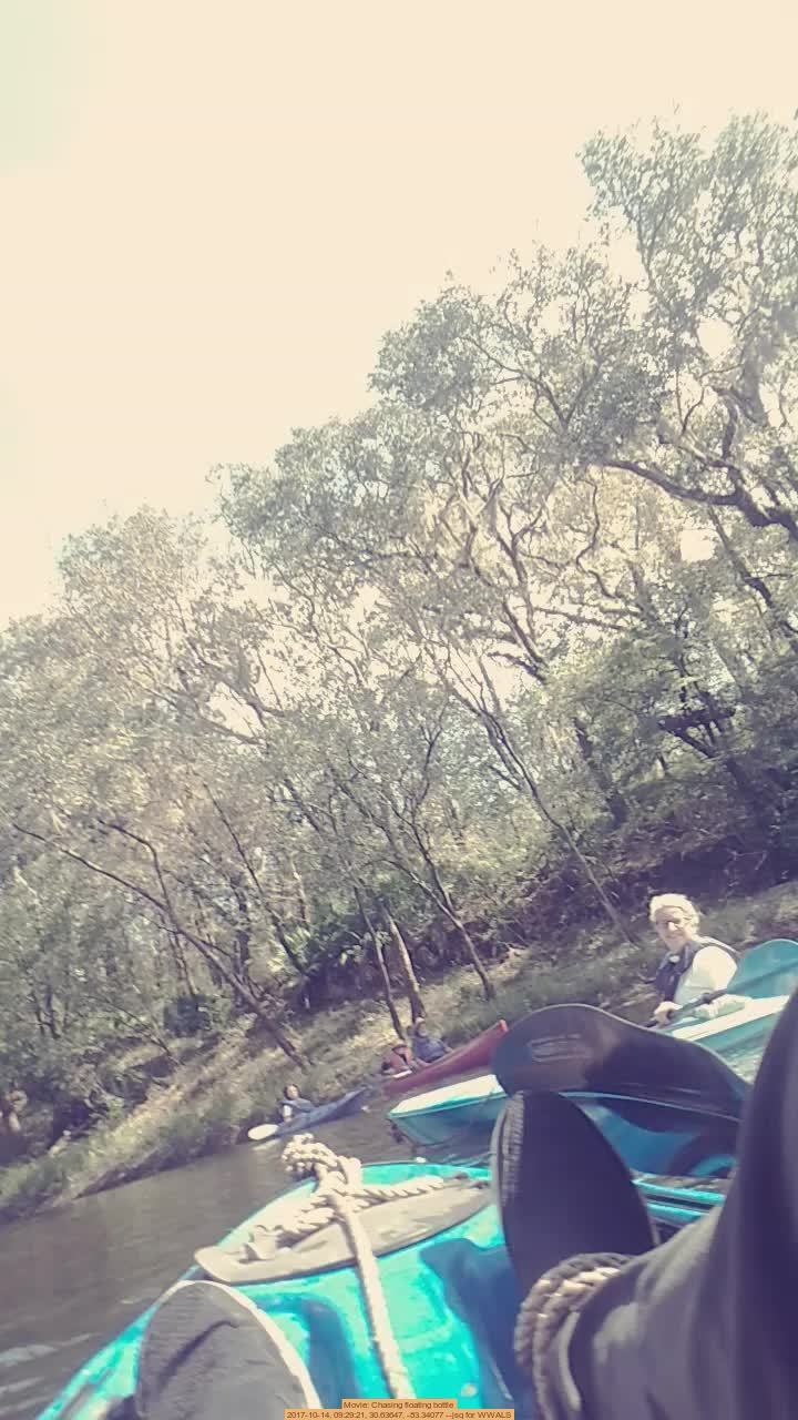 Movie: Chasing floating bottle, 2017-10-14, 09:29:21, 30.63647, -83.34077 --jsq for WWALS