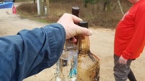 [Bottles from the creek, 13:56:47, 30.9814298, -83.2680318]