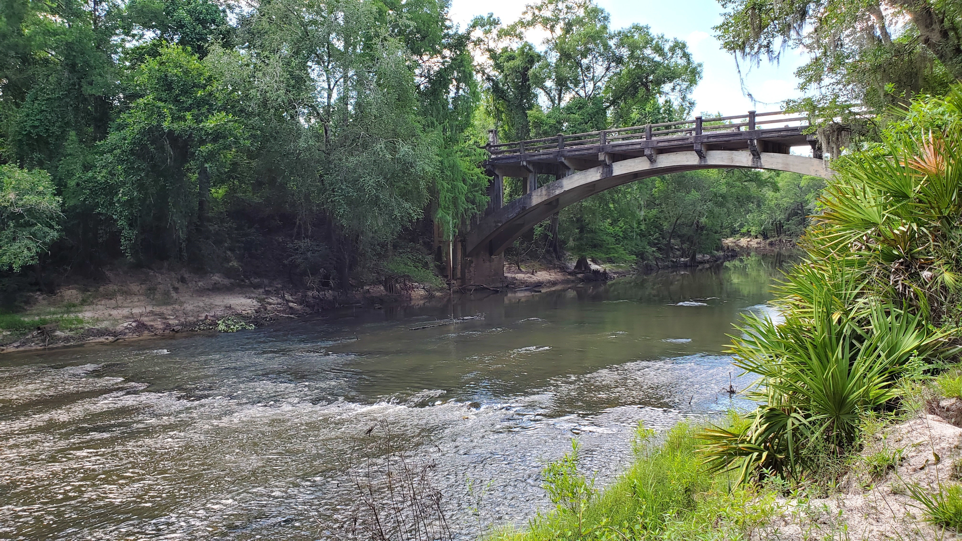 Shoals below bridge, 16:51:14, 30.789609, -83.451412