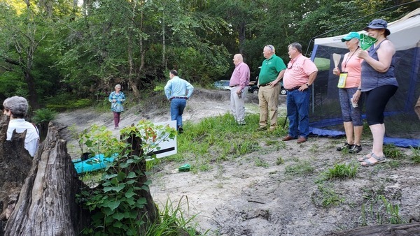 [Donald O. Davis (pink shirt) Museum, Tim Carroll (green) Valdosta, Bill Slaughter (coral) Lowndes County, 08:11:57, 30.847, -83.34754]