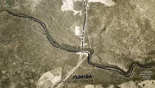 [1943 aerial map with 1895 wooden bridge]