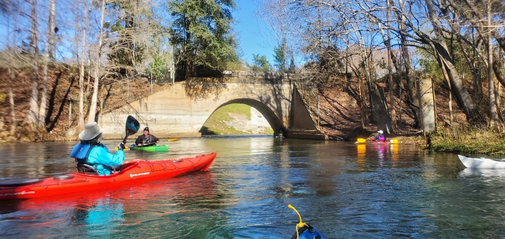 Shelby after the US 27 bridge, 13:19:10, 29.9521922, -82.7862881