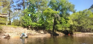 [Boats passing beach house, 10:19:13]