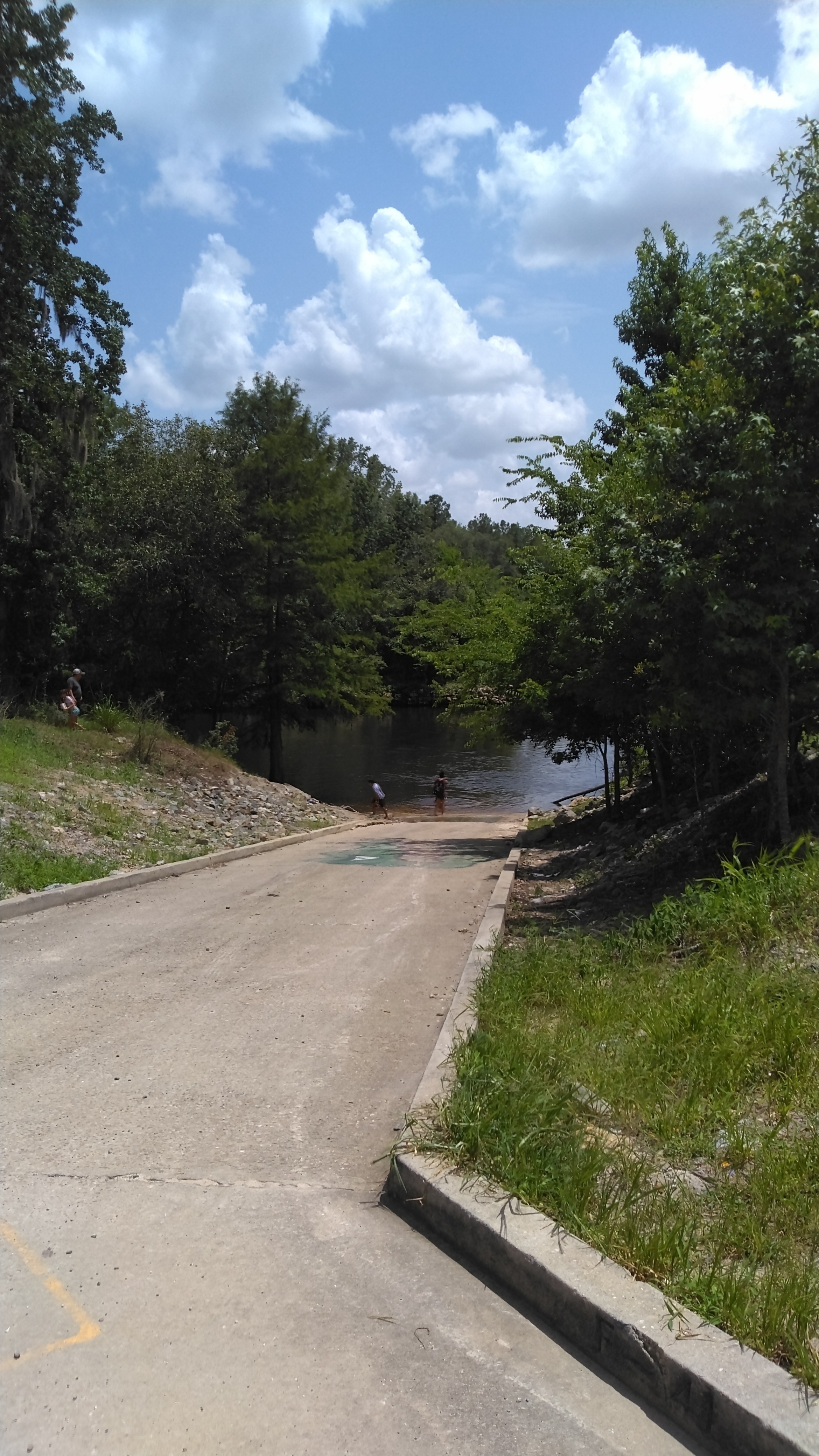 State Line Boat Ramp with people (rotated)