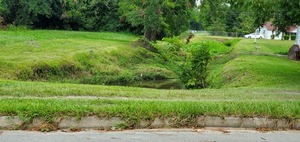 [Downstream, Dukes Bay Canal @ Oak Street]