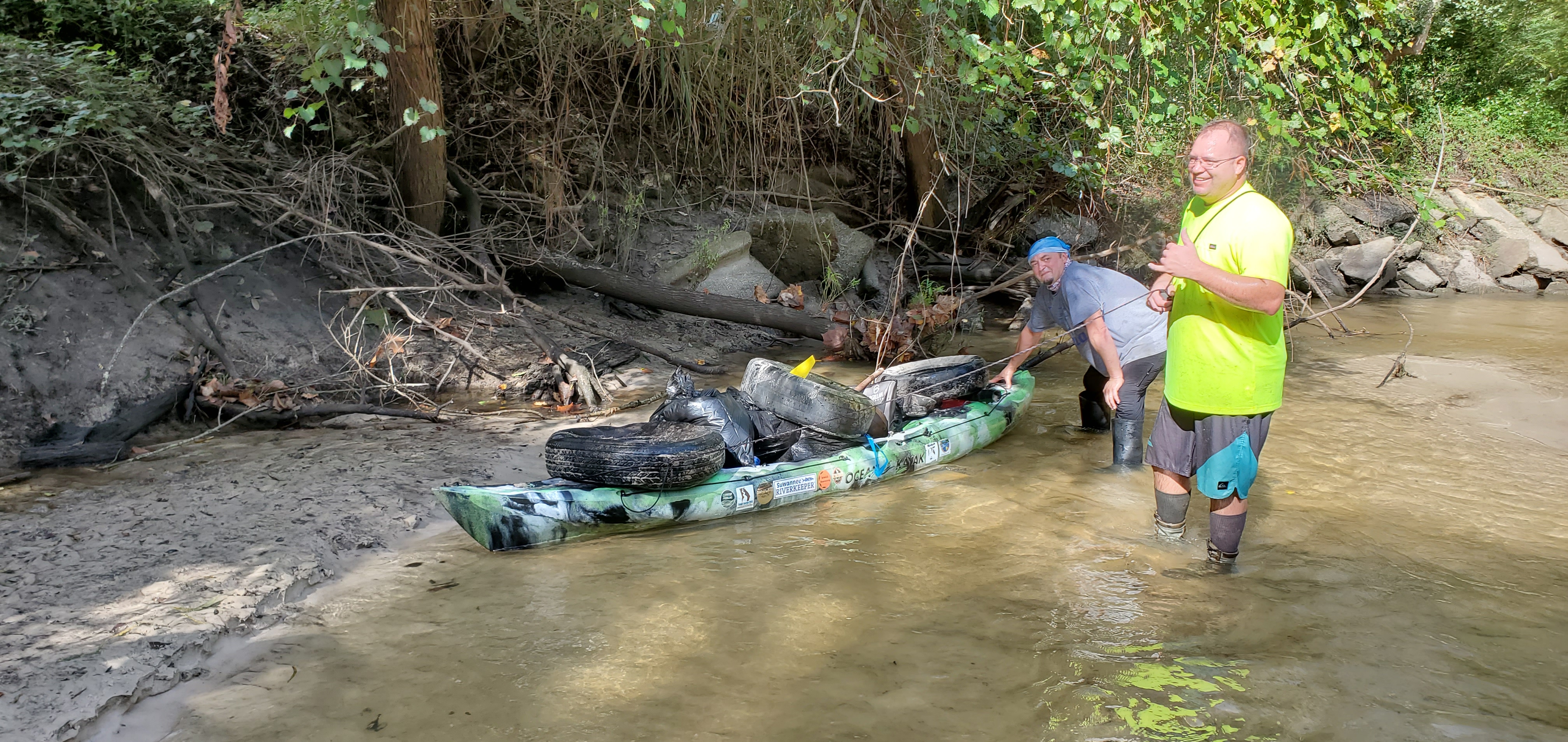 Tire boat ashore