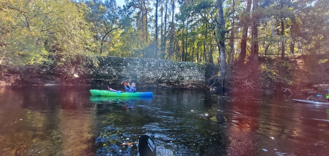 Gretchen at the spring wall