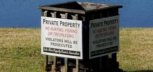 [Private Property sign, 10:23:29, 30.8521530, -83.3288700]