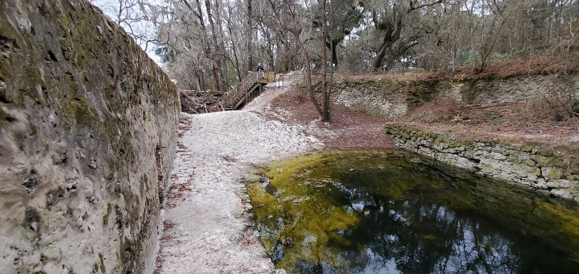 Pool to trash and steps