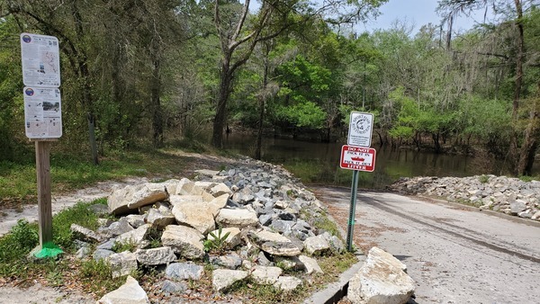 [Troupville Boat Ramp, 13:04:29, 30.8513107, -83.3472192]