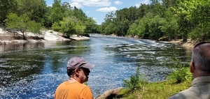 [White water up around that bend, 14:21:16, 30.3376010, -82.6837940]