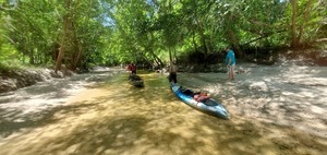 [Boats and beach, 13:08:36, 30.8633053, -83.3188517]