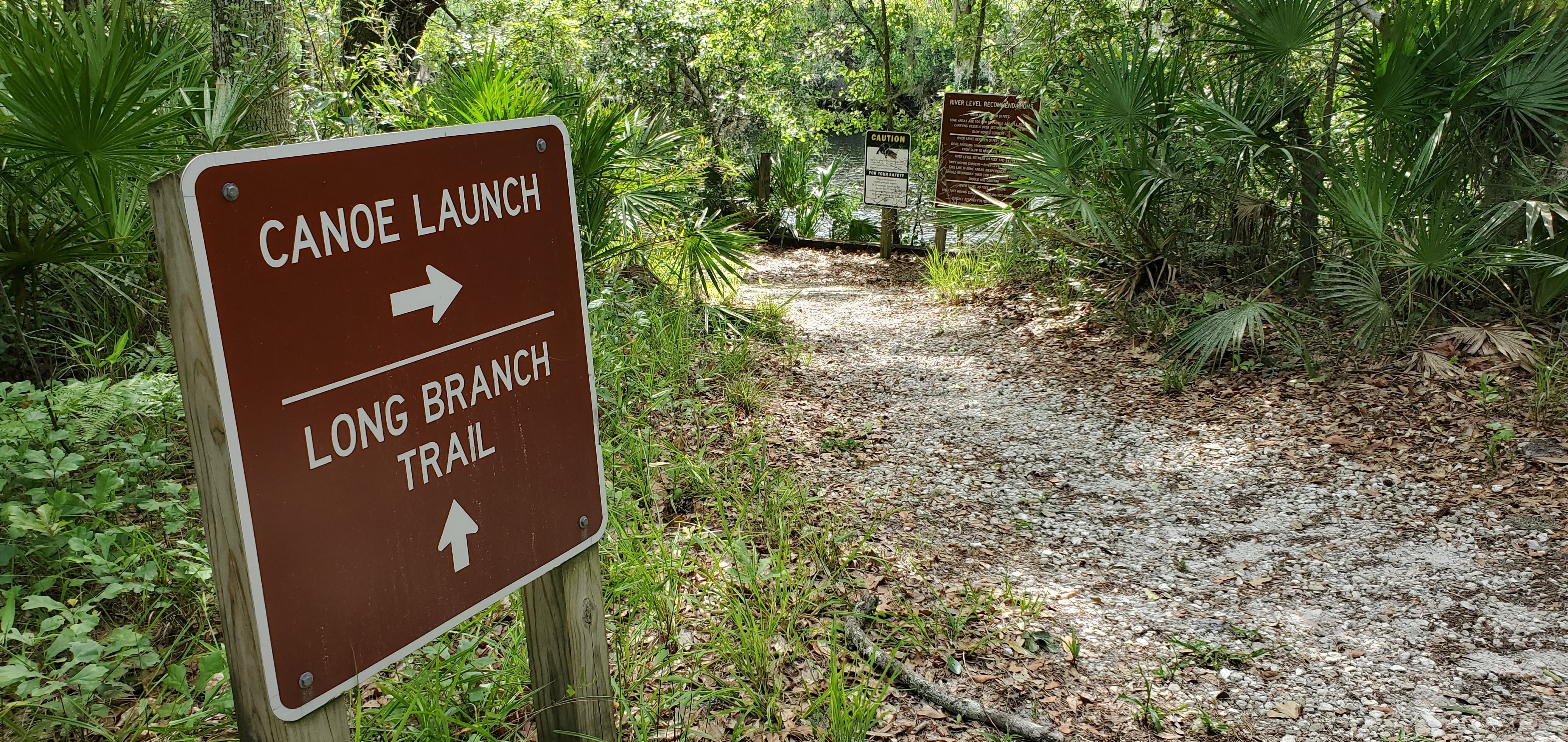 Canoe launch to the right, 10:23:09, 30.3536479, -82.6873034