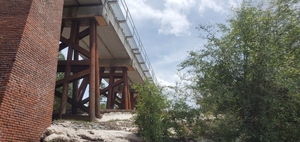 [Left bank RR Bridge from upstream, 13:52:00, 30.3266400, -82.7378500]