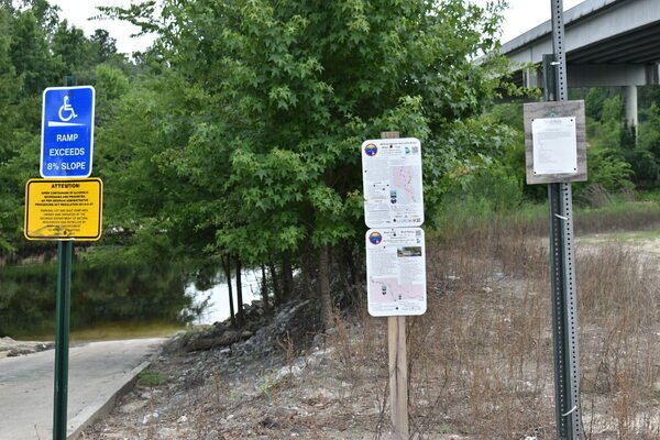 [Signs, State Line Boat Ramp, Withlacoochee River 2021-06-17]