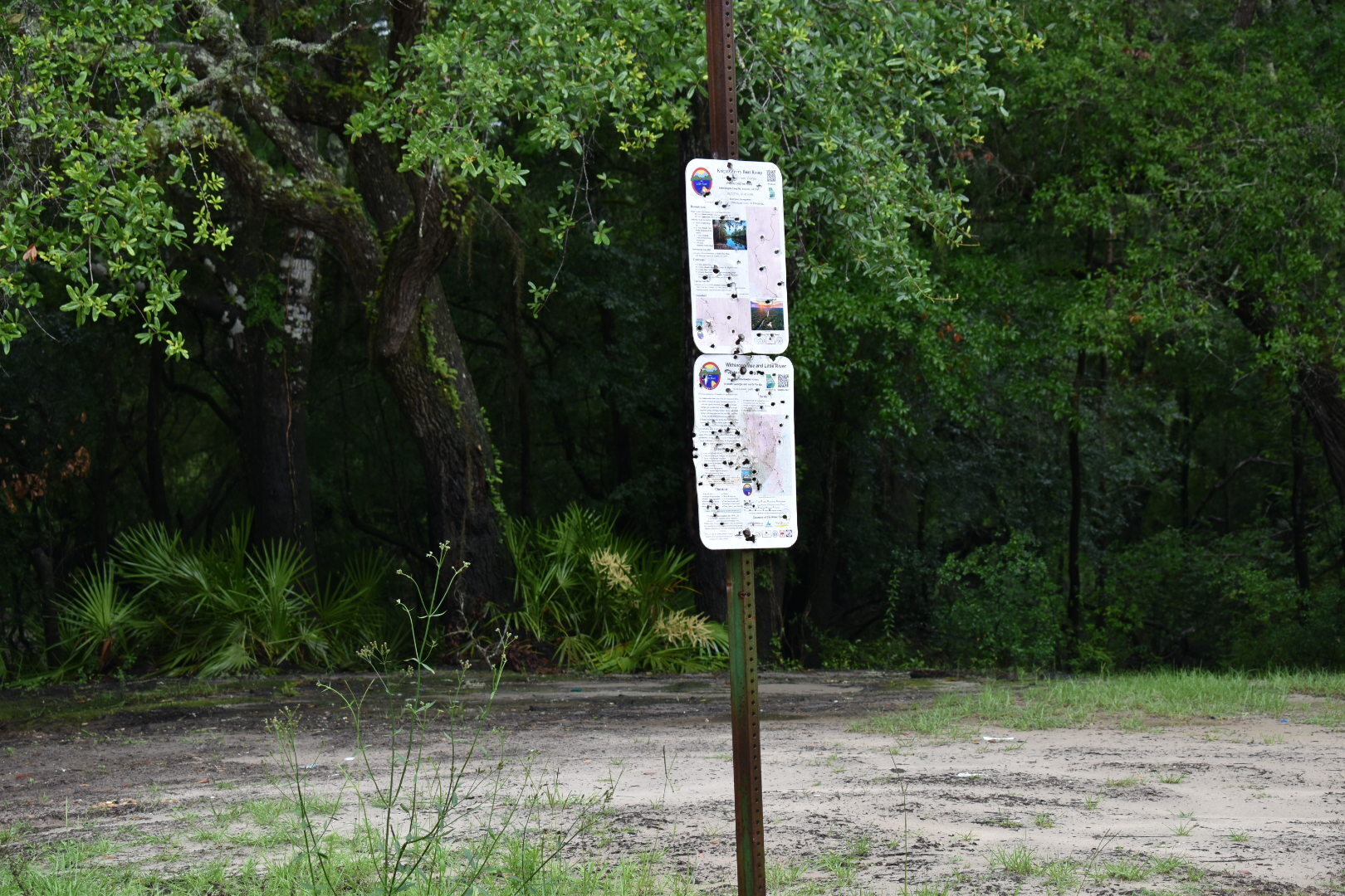 Signs, Knights Ferry Boat Ramp 2021-06-24