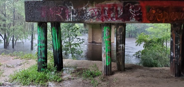 River under bridge, 09:02:47, 30.6749591, -83.3942053