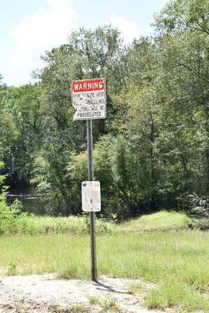 [Signs, Nankin Boat Ramp, 2021-08-12]