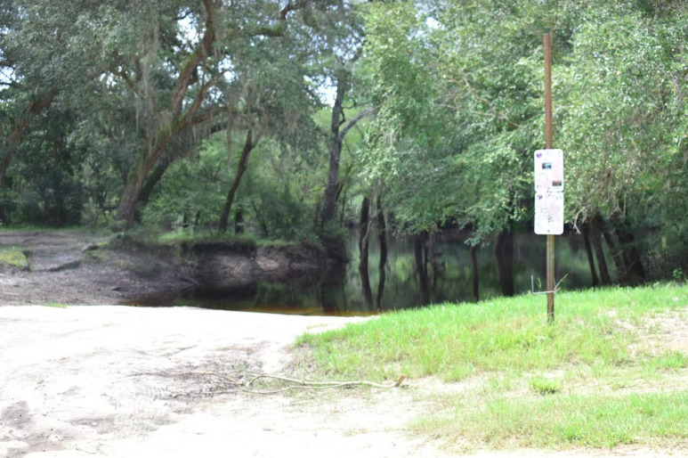 Signs, Knights Ferry Boat Ramp 2021-08-19