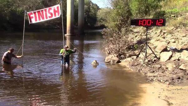 Movie: Lloyd Reeves circling back (6.8M)