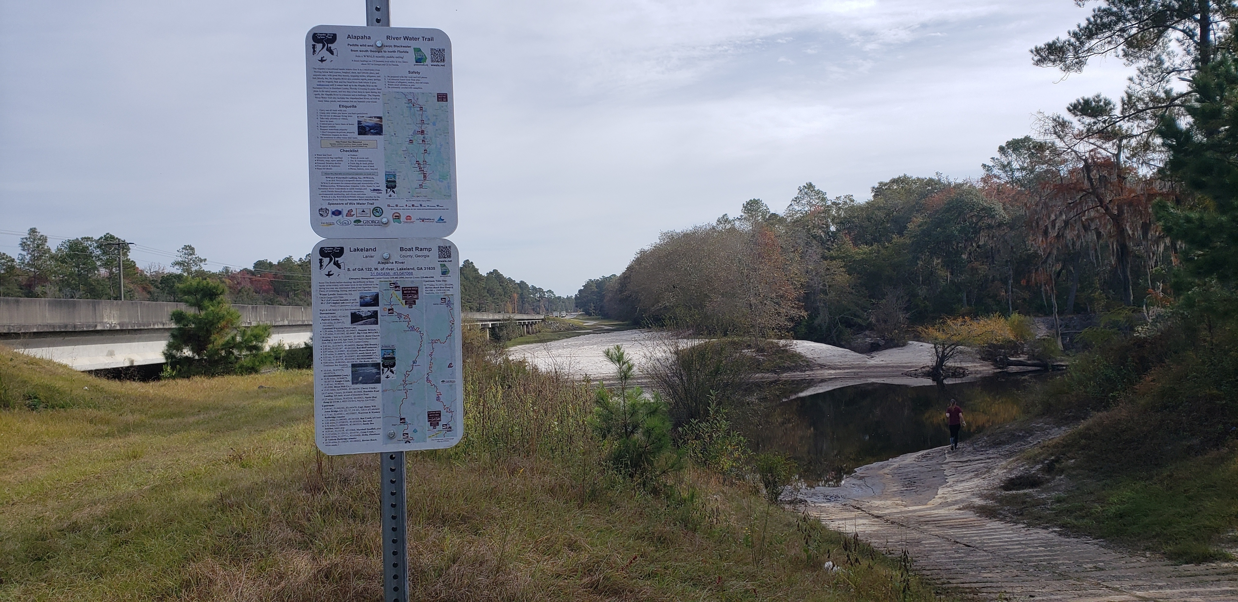 Lakeland Boat Ramp, Alapaha River @ GA 122 2021-11-18