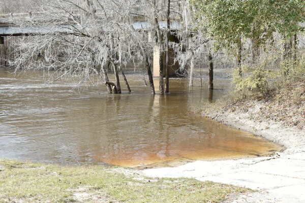 [Nankin Boat Ramp, Withlacoochee River @ Clyattville-Nankin Road 2022-01-20]