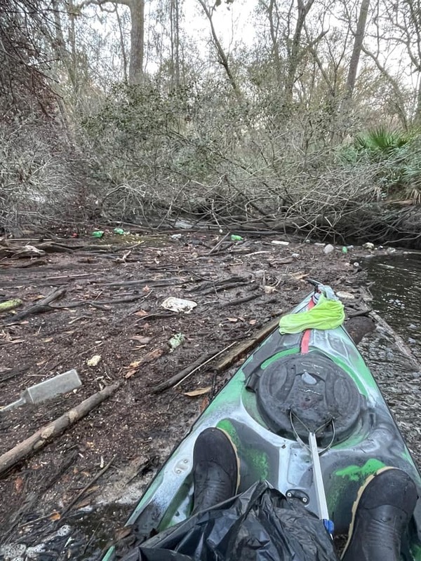 Trash Float, Withlacoochee River downstream from Threemile Branch 2022-02-14 Photo: Bobby McKenzie