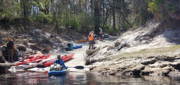 [Unloading at Turner Bridge, 13:01:22, 30.5249570, -82.7282290]