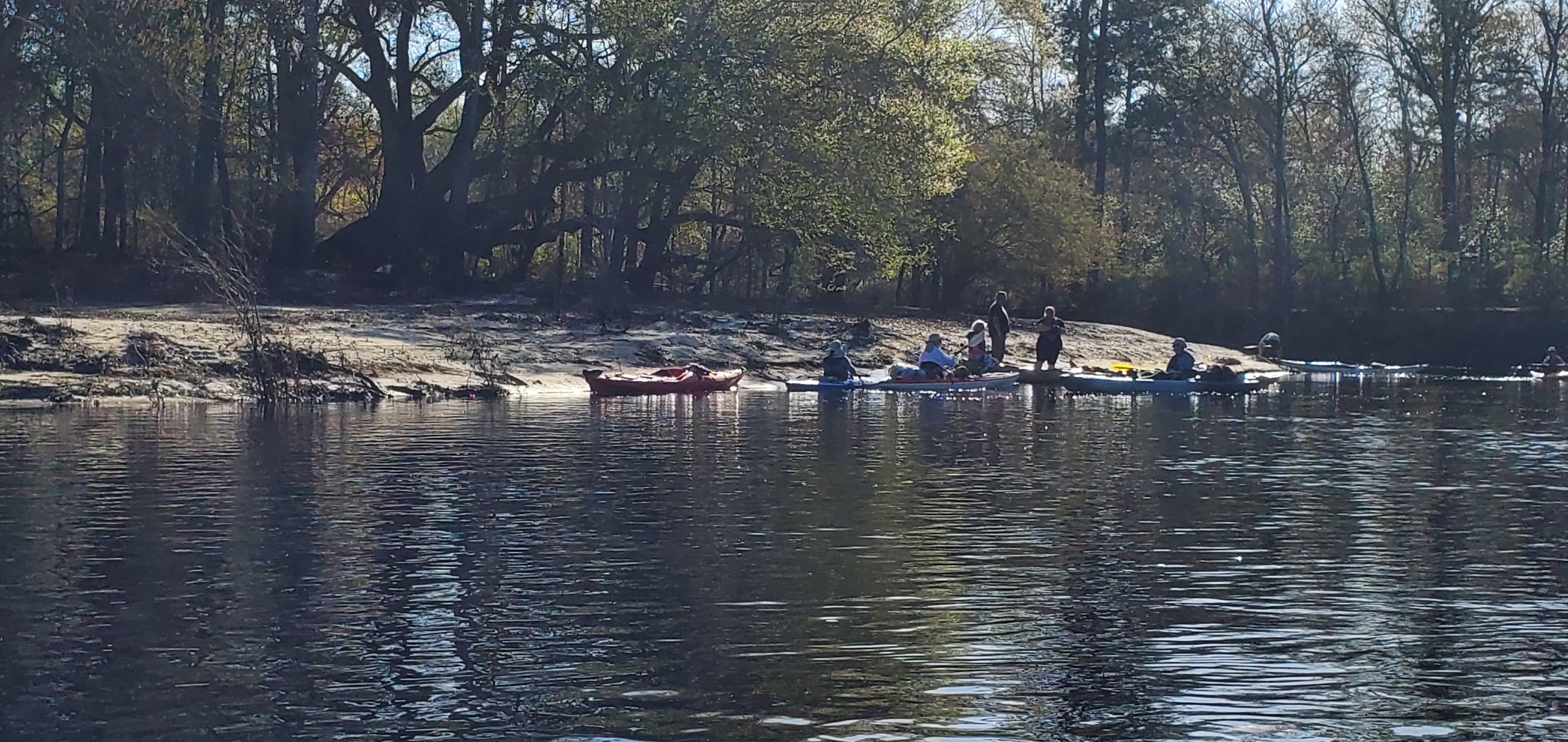 Loading boats, 09:13:22, 30.6008545, -82.6845489