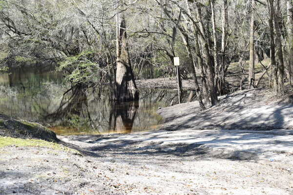 [Knights Ferry Boat Ramp, Withlacoochee River 2022-03-17]