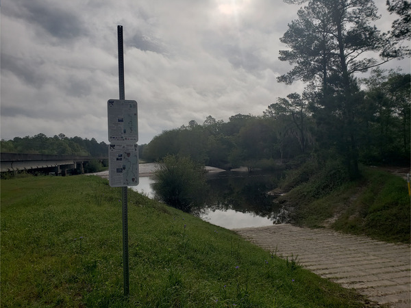 [Lakeland Boat Ramp, Alapaha River @ GA 122 2022-04-14]