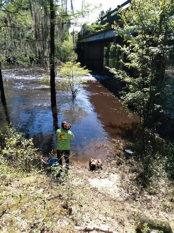 [Sampling Nankin Boat Ramp, Withlacoochee River @ Clyattville-Nankin Road 2022-04-15]