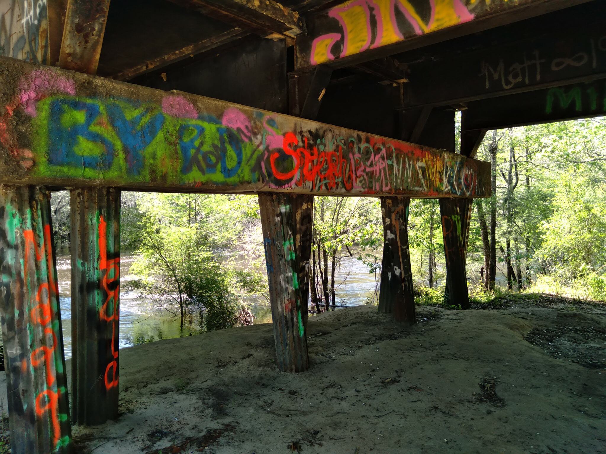 Grafitti, Bridge, Nankin Boat Ramp, Withlacoochee River @ Clyattville-Nankin Road 2022-04-15