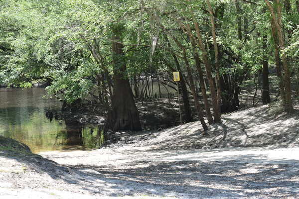 [Knights Ferry Boat Ramp, Withlacoochee River 2022-04-28]