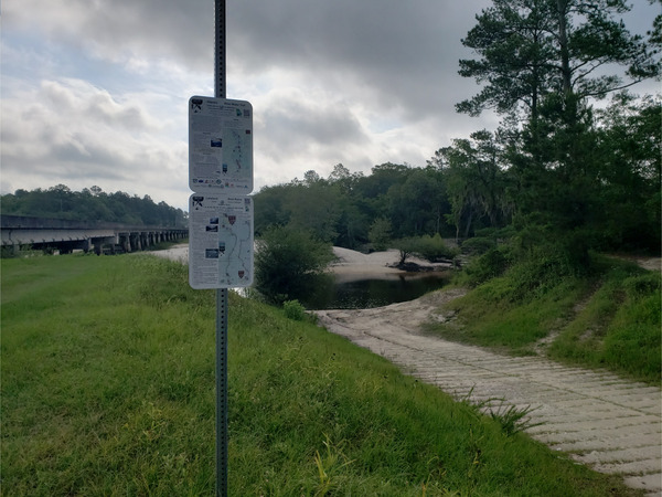 [Lakeland Boat Ramp, Alapaha River @ GA 122 2022-05-26]