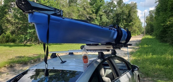 [Thule kayak lift on Prius, 16:15:30, 30.5010261, -83.2413388]