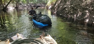 [Trash barge, Bobby, 15:47:22, 30.8458527, -83.3425265]