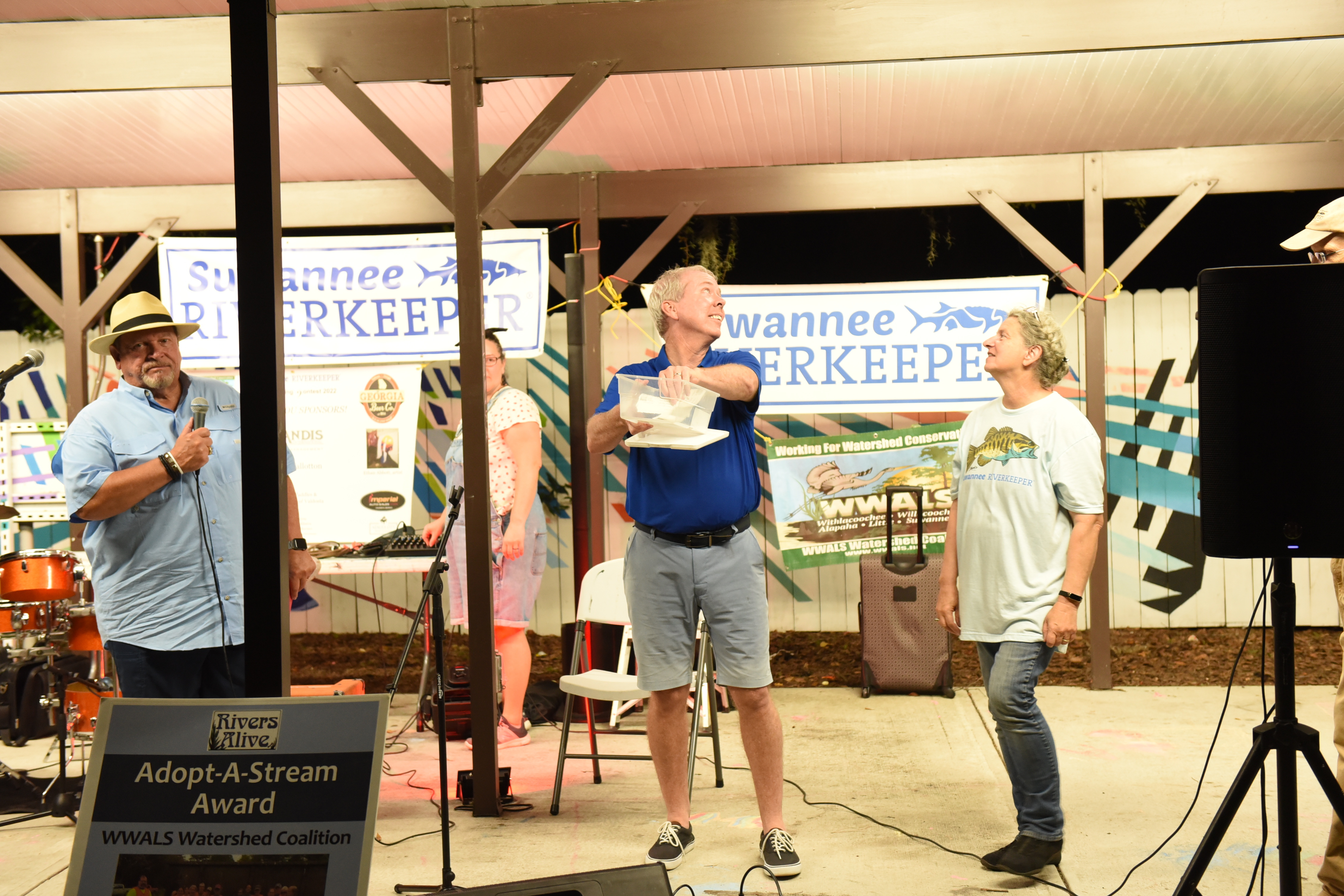 MC Chuck Roberts, Valdosta Mayor Scott James Matheson, WWALS E.D. Gretchen Quarterman