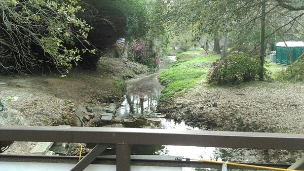 [Drexel Park bridge, One Mile Branch, Photo: John S. Quarterman, 2016-03-12]