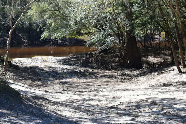 [Knights Ferry Boat Ramp, Withlacoochee River 2022-10-06]