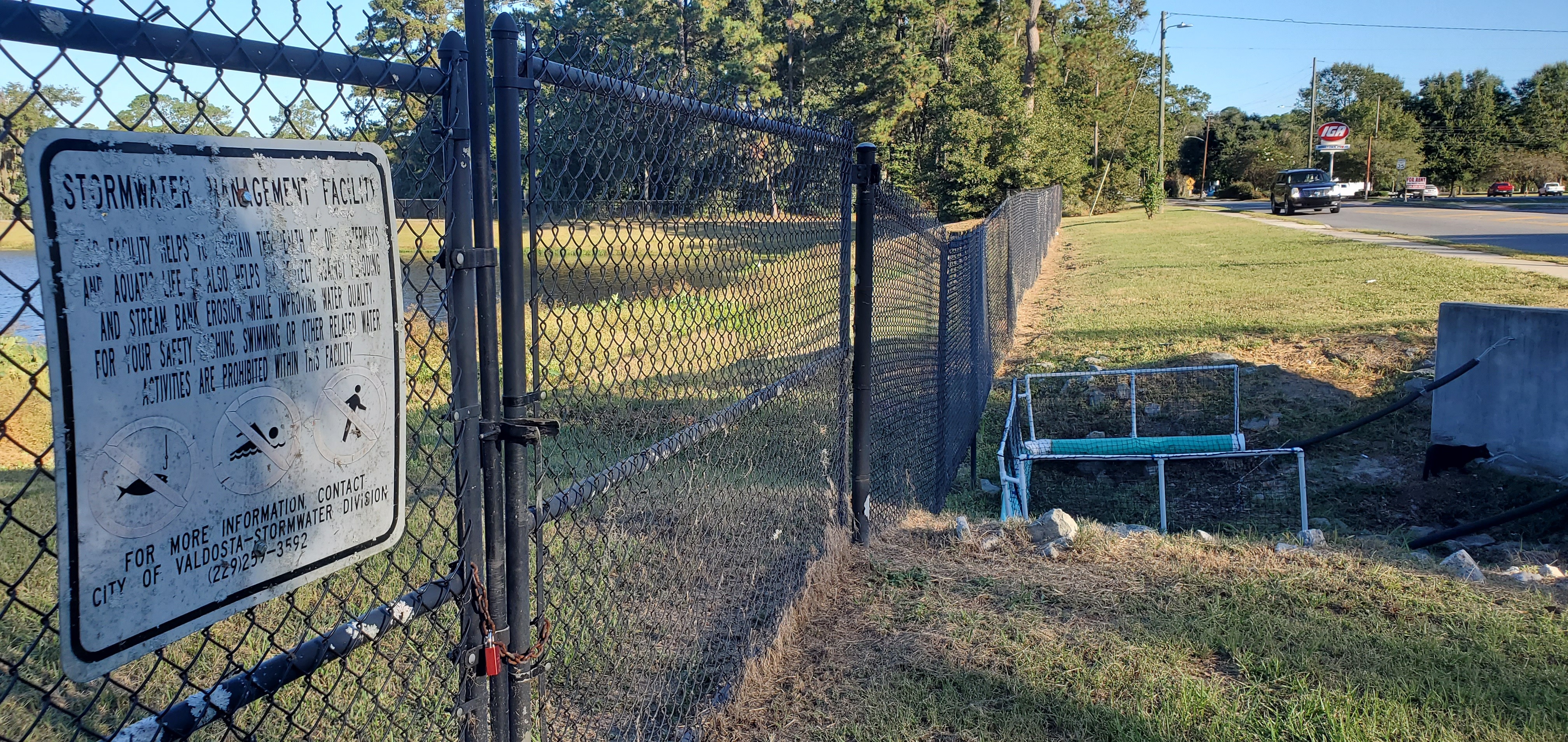 Stormwater sign and trash trap, 2022:10:18 09:15:26, 30.8460868, -83.2783302