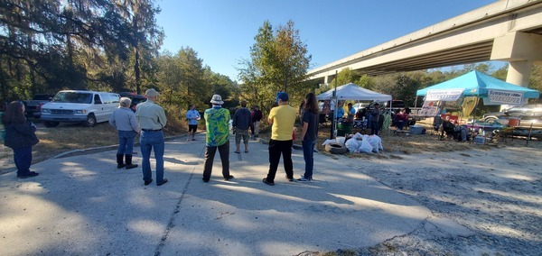 Safety lecture with tents, 10:31:52, 30.6360710, -83.3110590