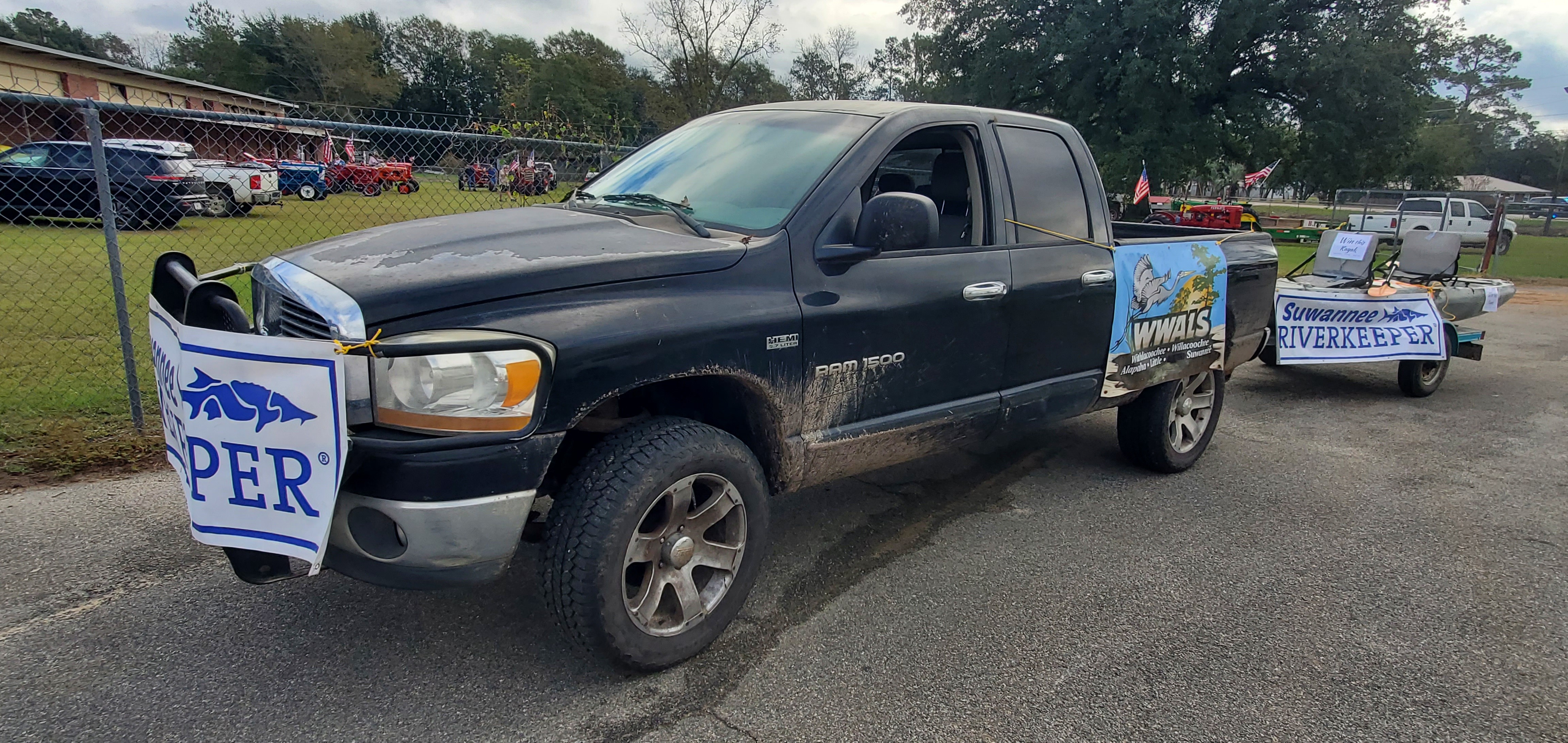 Fancy WWALS float in the parade